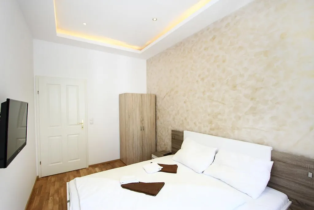 Aurellia Deluxe Apartments Вена